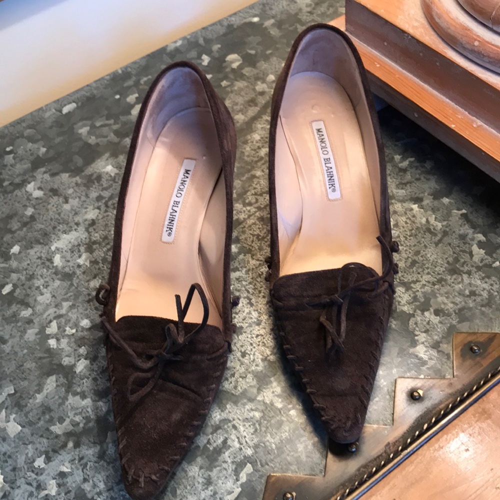 Manikin Blahnik Kitten Suede Heels